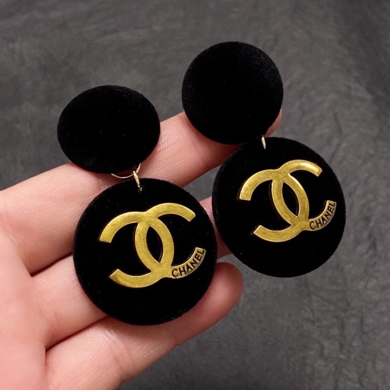 Ch**el earrings
